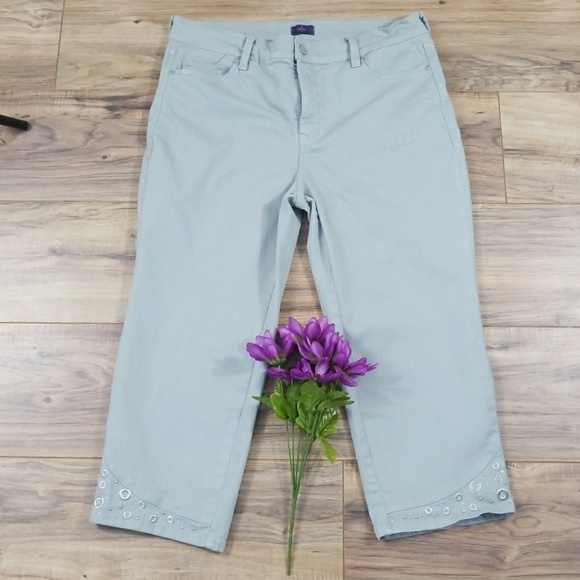 NYDJ Pants - NYDJ crop Like New size 14 💙